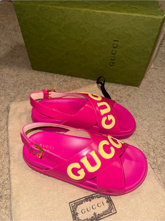 Gucci Shoes - Gucci Calfskin Elizabeth Nappa Charlotte Logo Slingback Sandals 38.5 Fuchsia